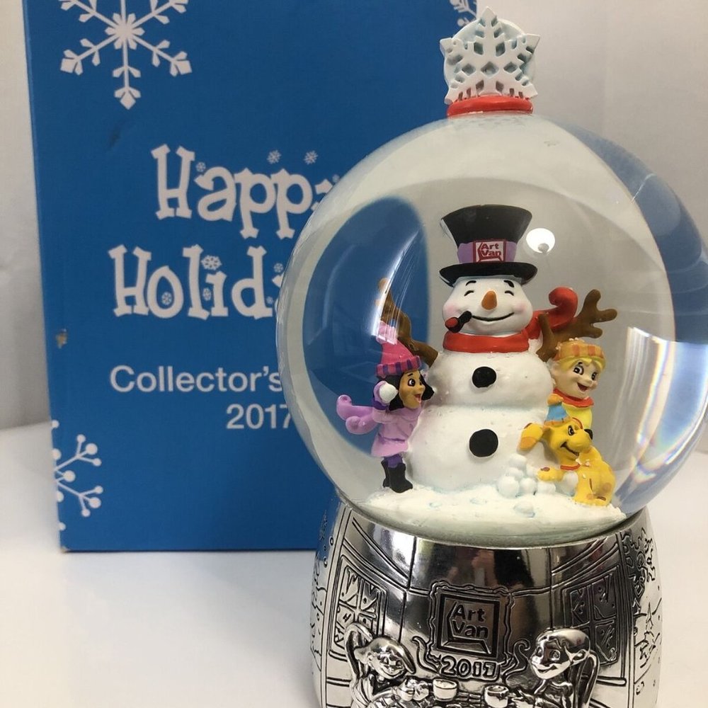 Art Van 2017 Collectors Edition Musical Snow Globe